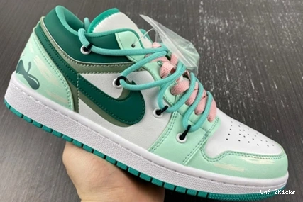 7049 Jordan Low SportInspired 123 1 DC0774- 1028